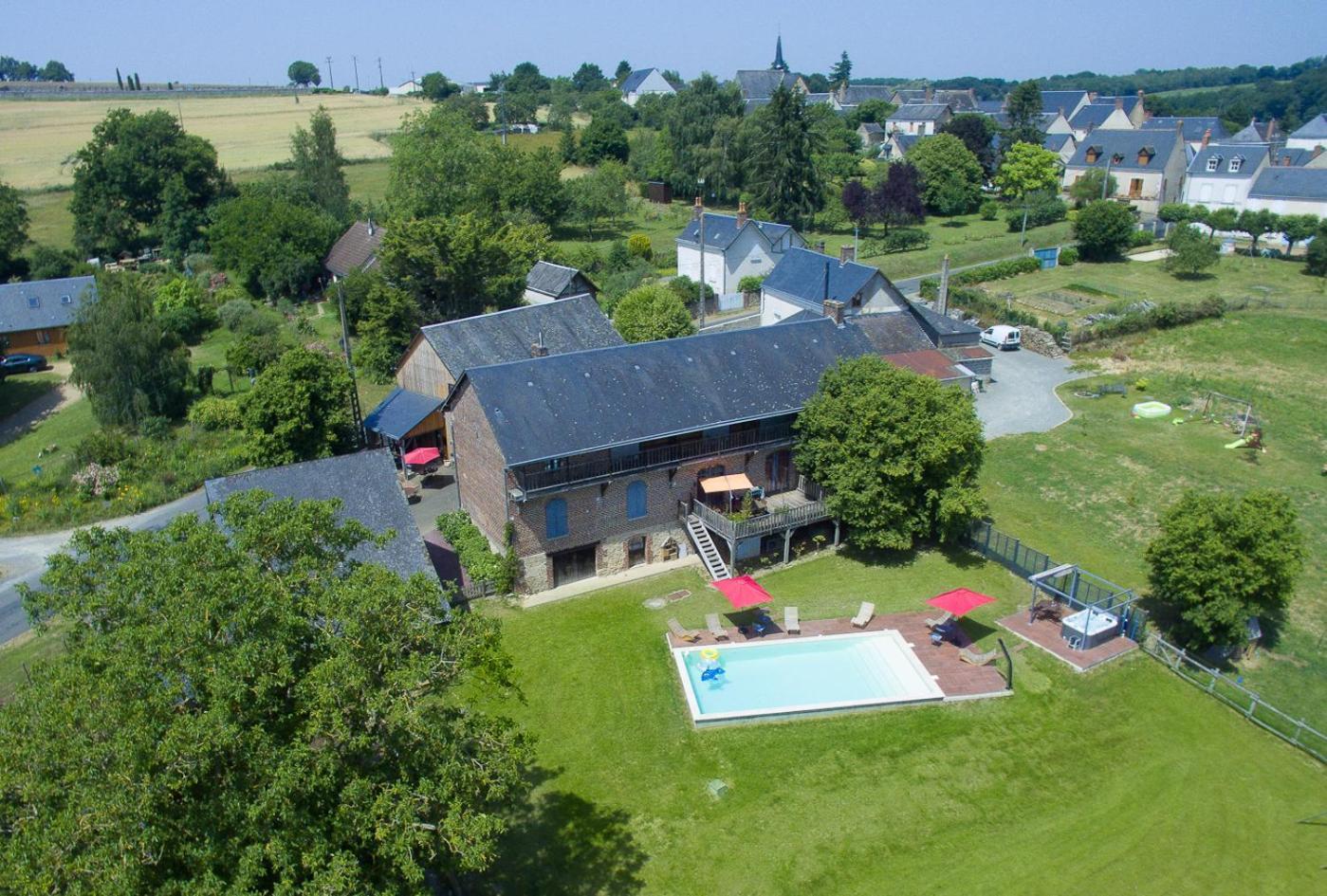 La Haute Forge Maison D'Hotes Thoire-sur-Dinan Ruang foto